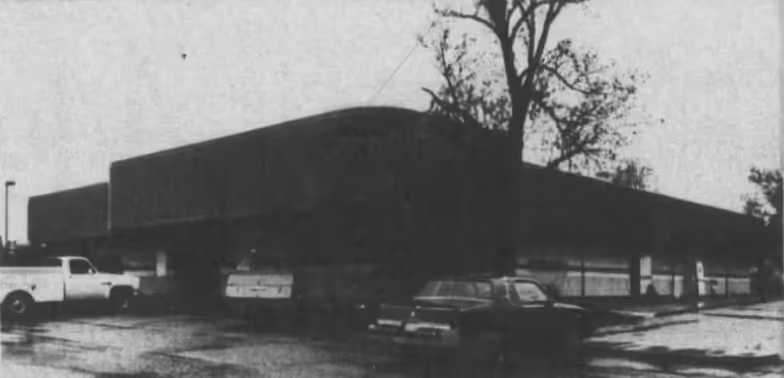 Exterior, 1995 https://www.newspapers.com/article/the-manhattan-mercury-manhattan-ks-closi/32796170/