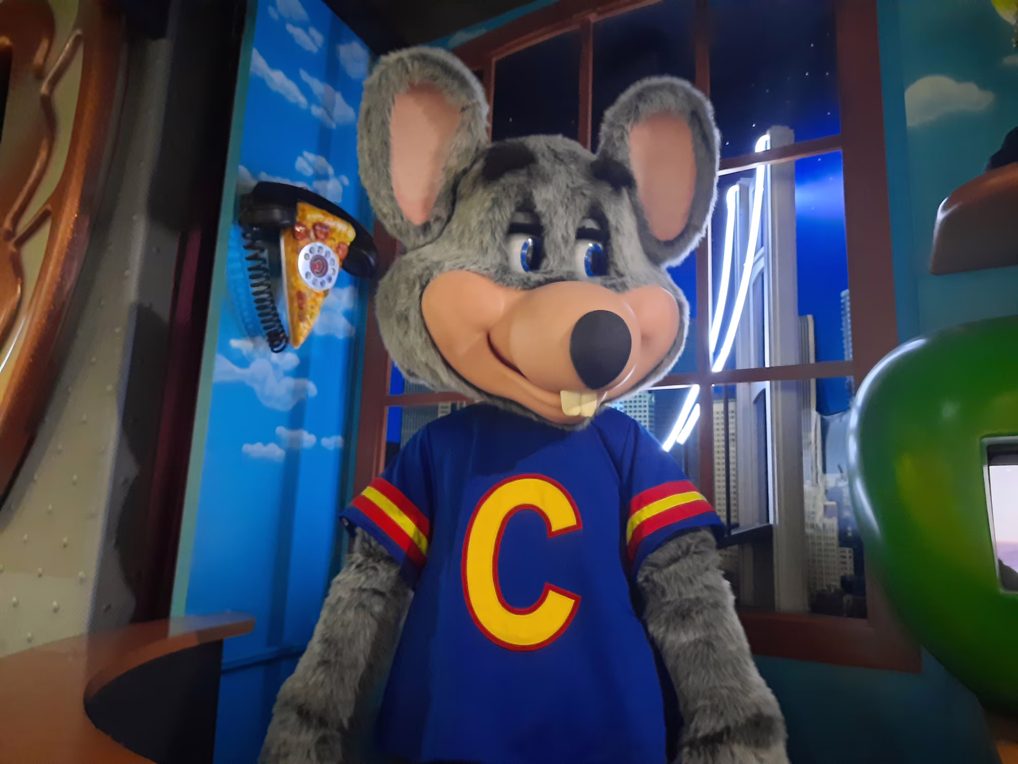 Parma's Studio C bot. One of the final Studio C animatronics to wear the full 'Cool Chuck' outfit