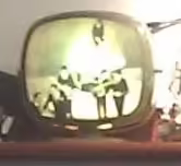 Ovalish variant from the [[Brookfield, WI (19125 W Blue Mound Rd)