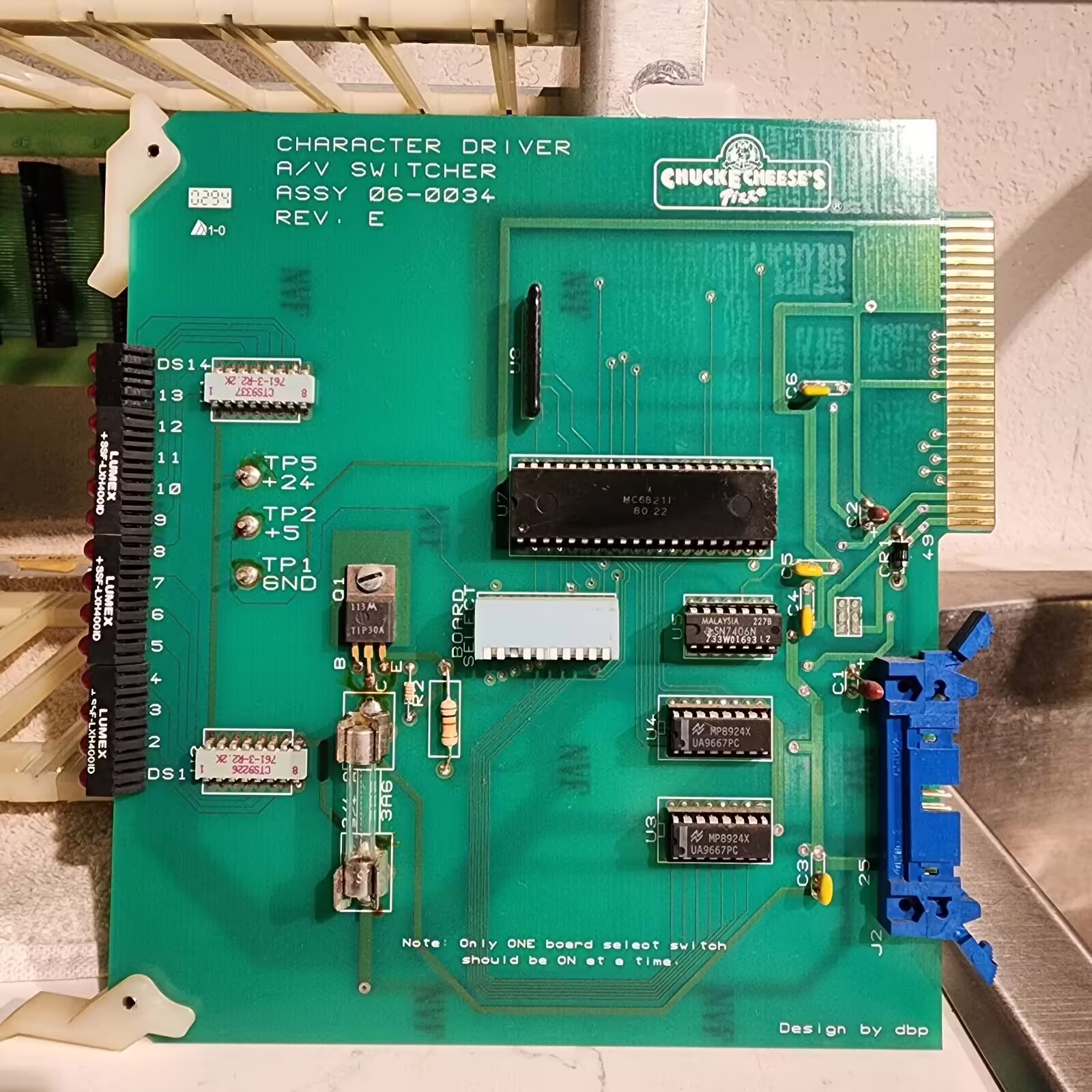Character Driver A/V Switcher (Rev E)