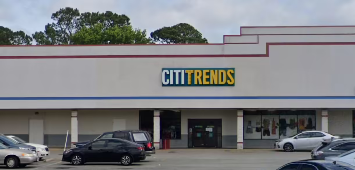 The store's exterior after closure (June 2023)