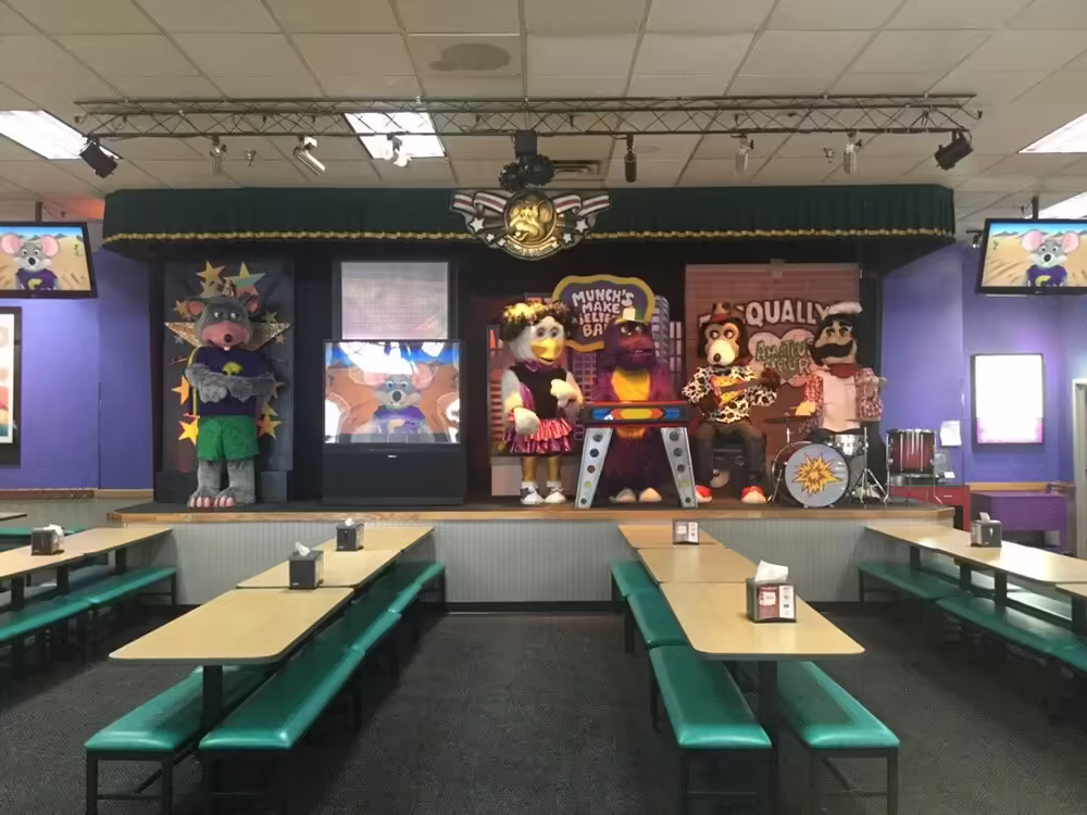 Skokie 2-Stage around a year before removal (5/11/2018) (PC: Kris E on Yelp)