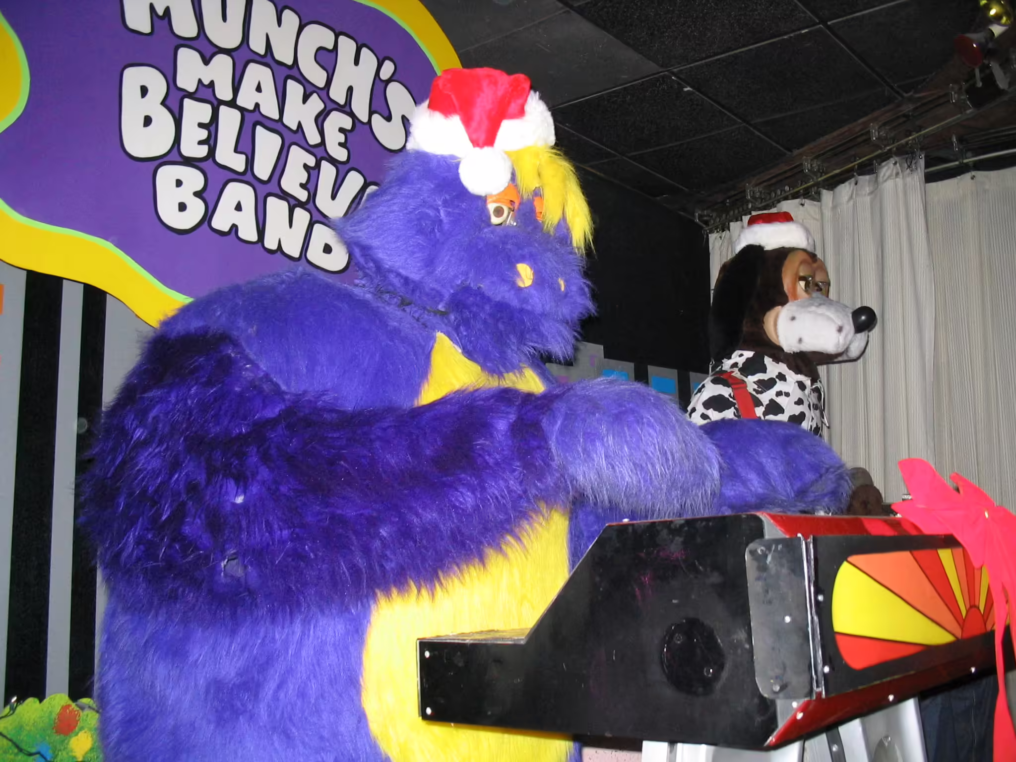 Munch & Jasper in Christmas attire (December 2005)