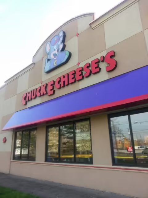 Union's exterior from 2007 until closure