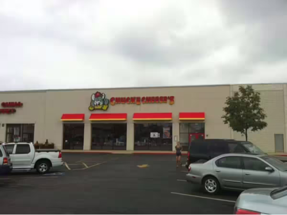 Villa Park Original Exterior (8/4/2010) (PC: Joseph Prena on Zomato)