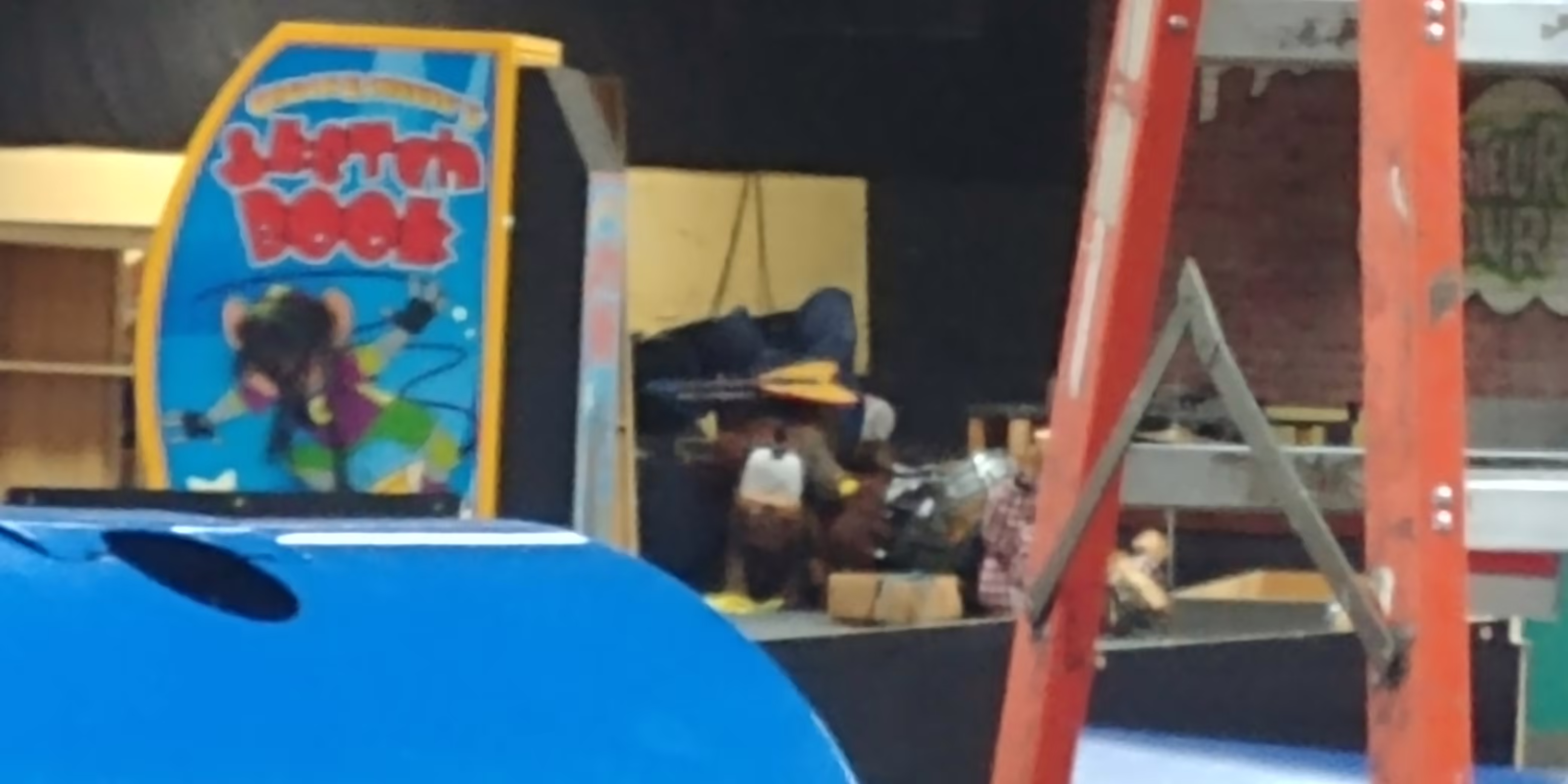 Store mid cleanout. Showing off the remains of the animatronics. (September 24, 2019)