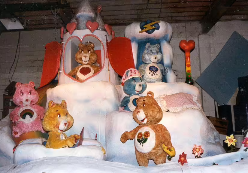 Dunia Fantasi's '''''Beruang Madu''''' at Sally (1987)