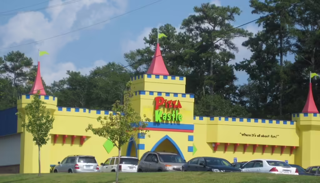 Exterior as a Pizza Kastle