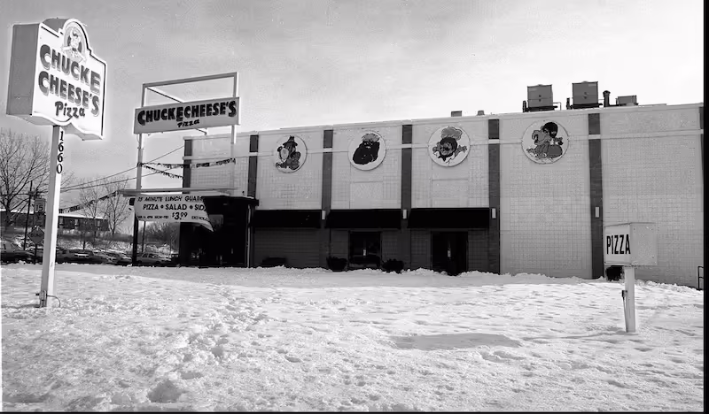 Exterior (February 9, 1995)