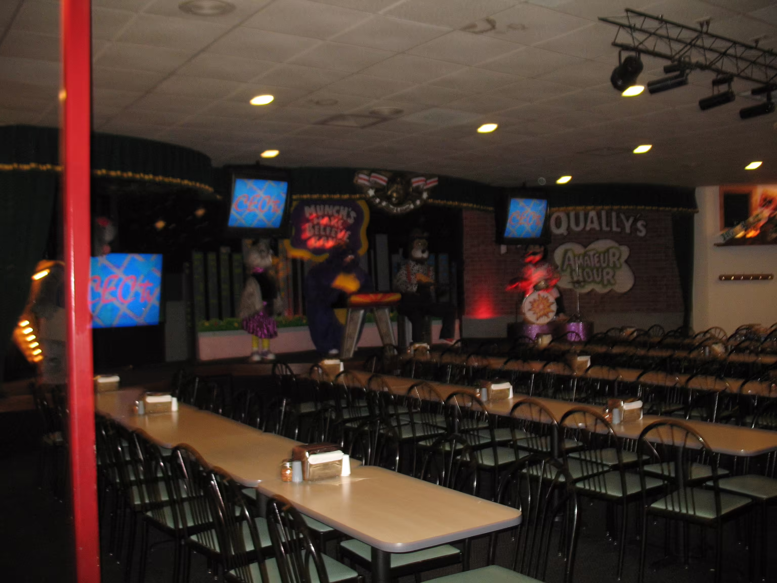 Showroom a few months before its Late Summer 2009(Winter 2009) remodel