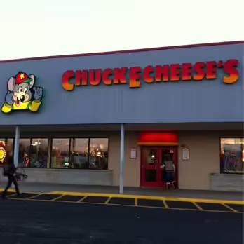 Exterior in November 2010 (PC: Ben W. on Yelp)