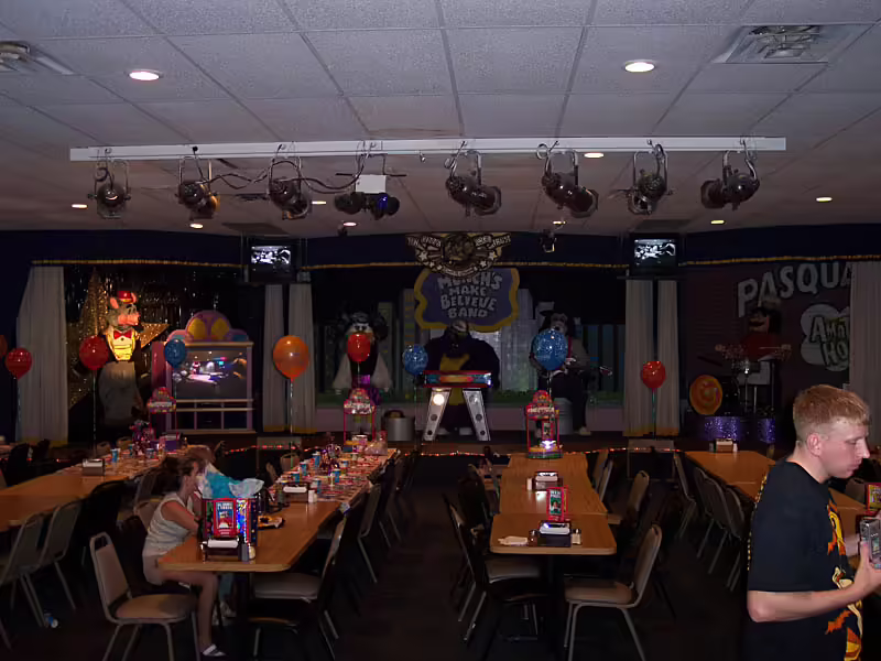 Mary Esther's 3-Stage. (PC: showbizpizza.com)