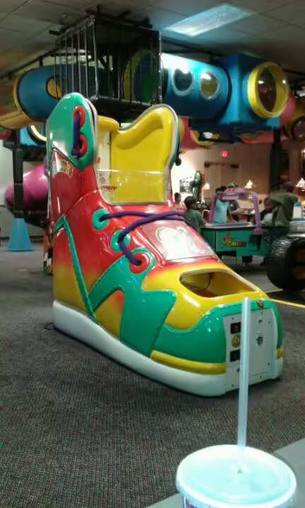 The game featured at the [[Mesa, AZ (856 S Alma School Rd)