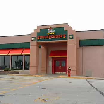 Antioch's Exterior In 2005 (PC:showbizpizza.com)