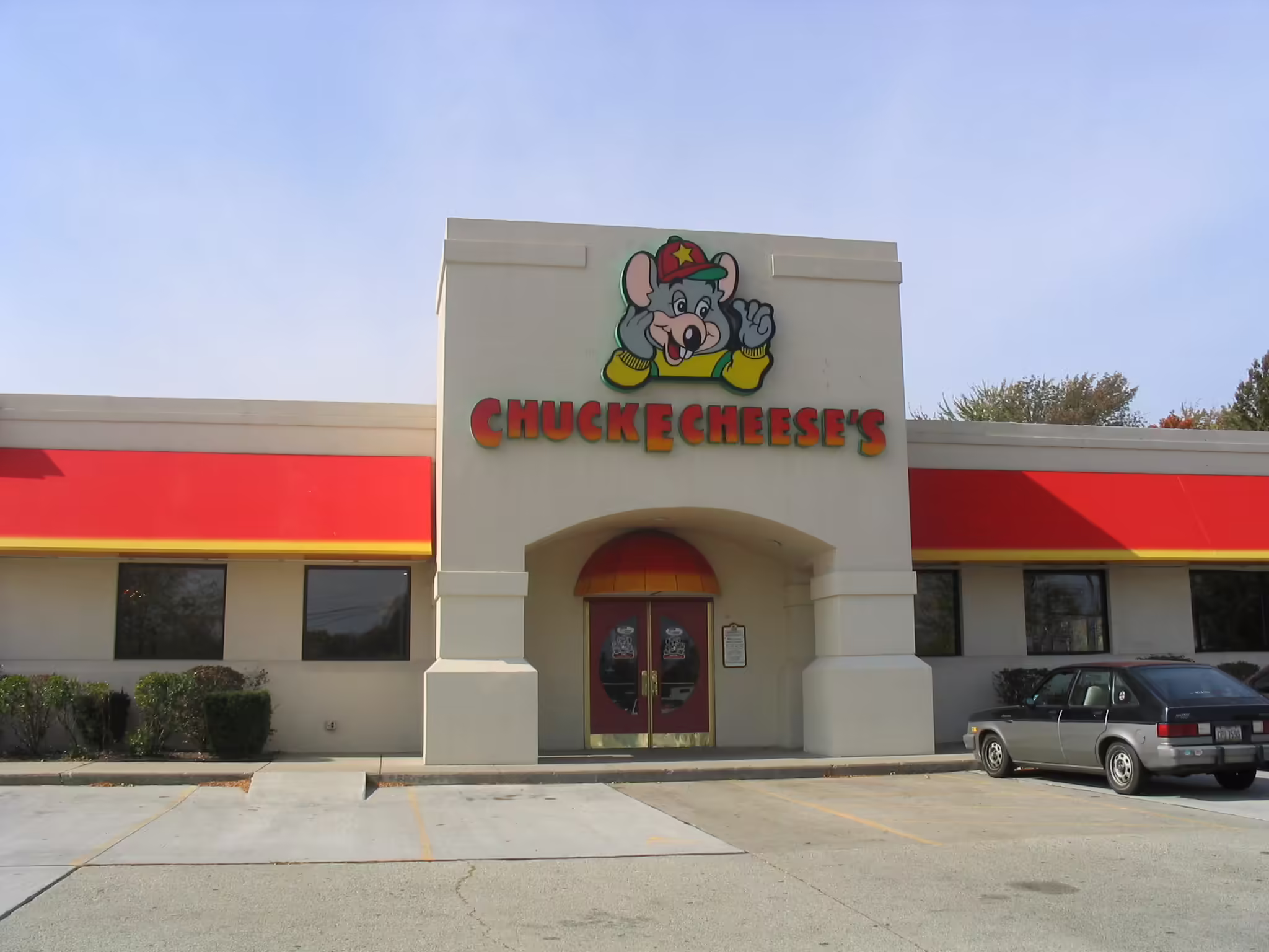 Colerains exterior (Fall 2004).