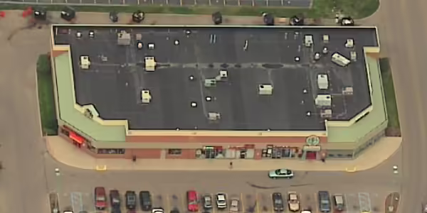 The store on May 1, 2005.