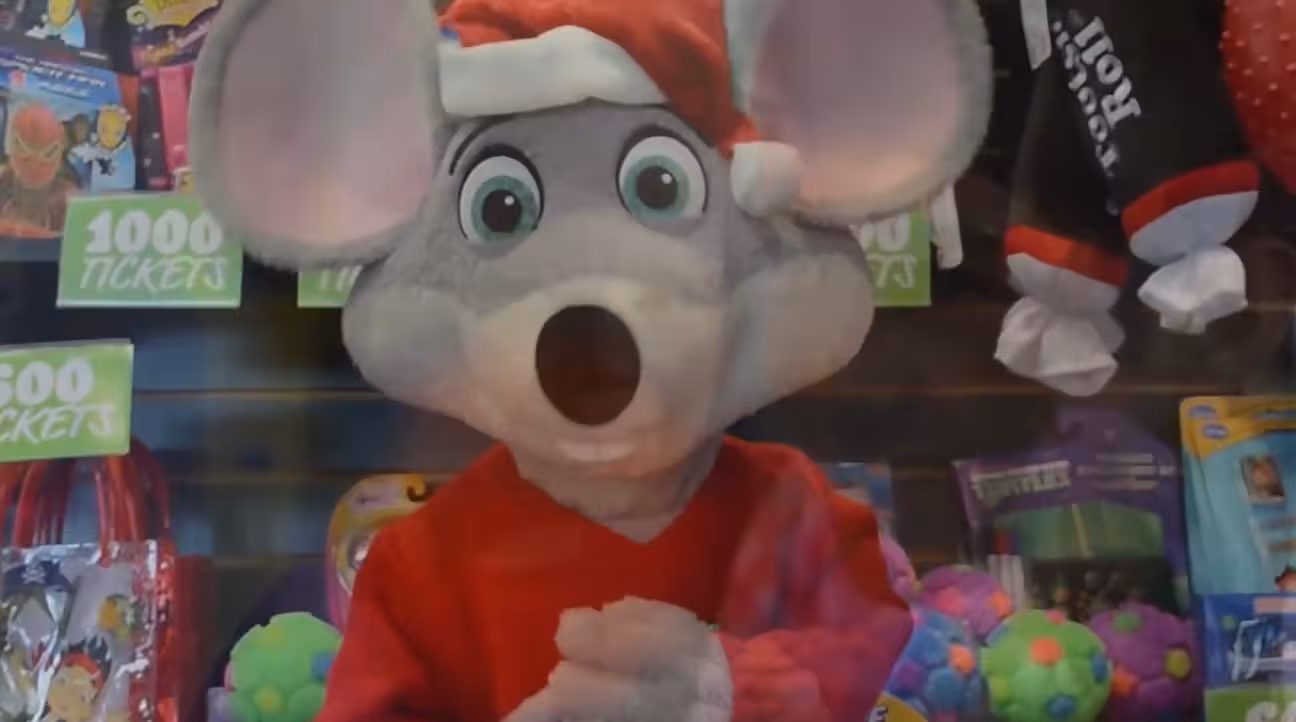 Screenshot of 'Let's Play Some Games for the Holidays'