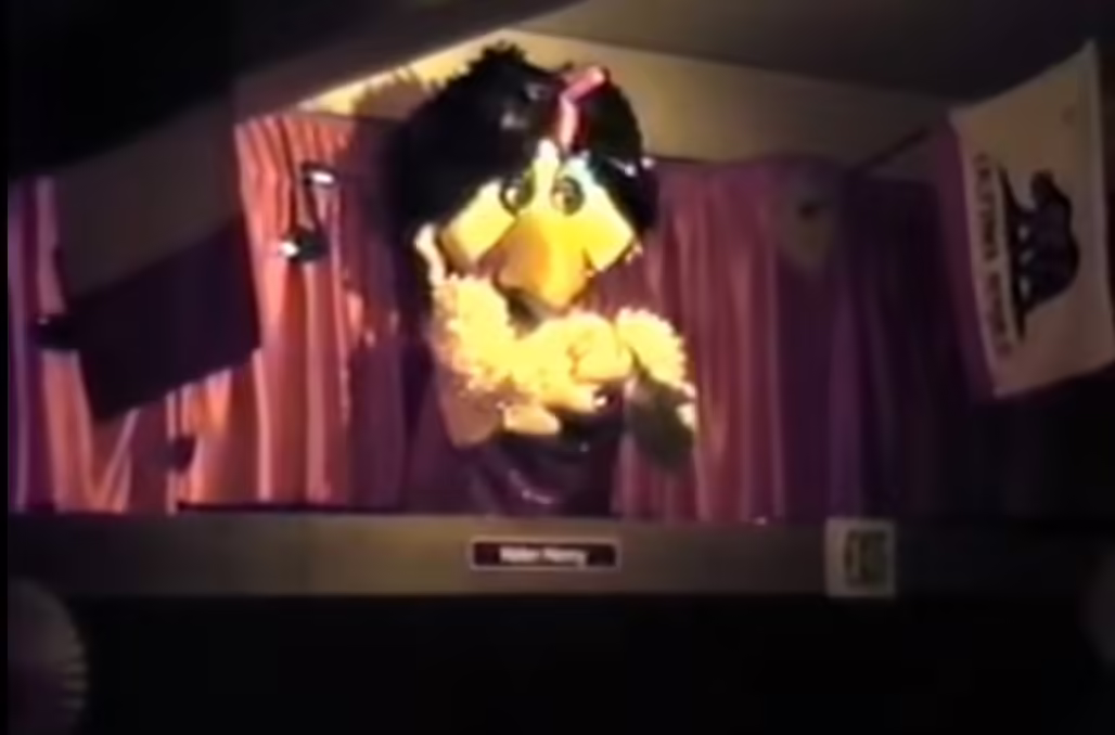 [[Simi Valley, CA (71 Tierra Rejada Rd)]]'s Guest Star