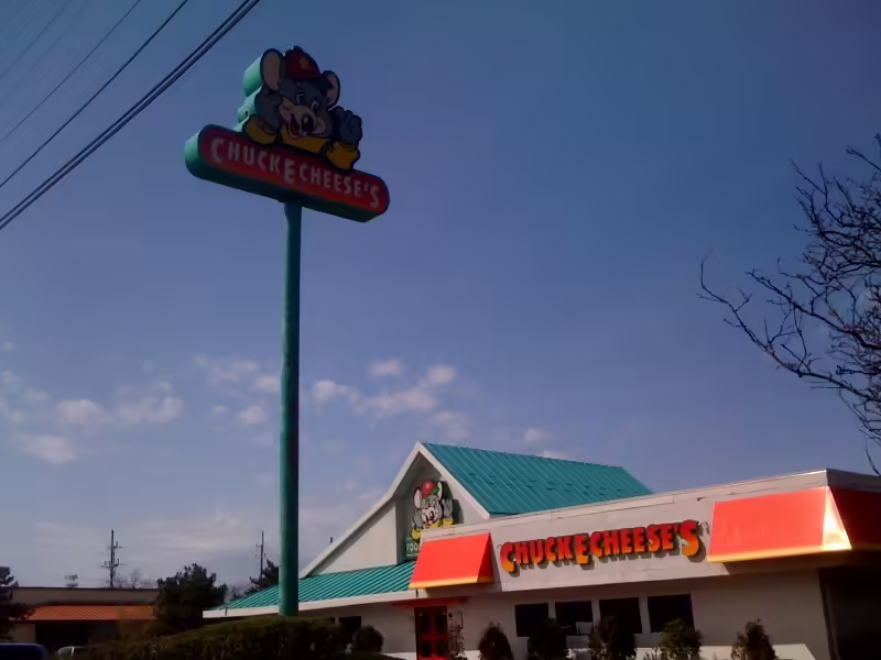 Melrose Park's exterior in the 2000s. (PC: Unknown)